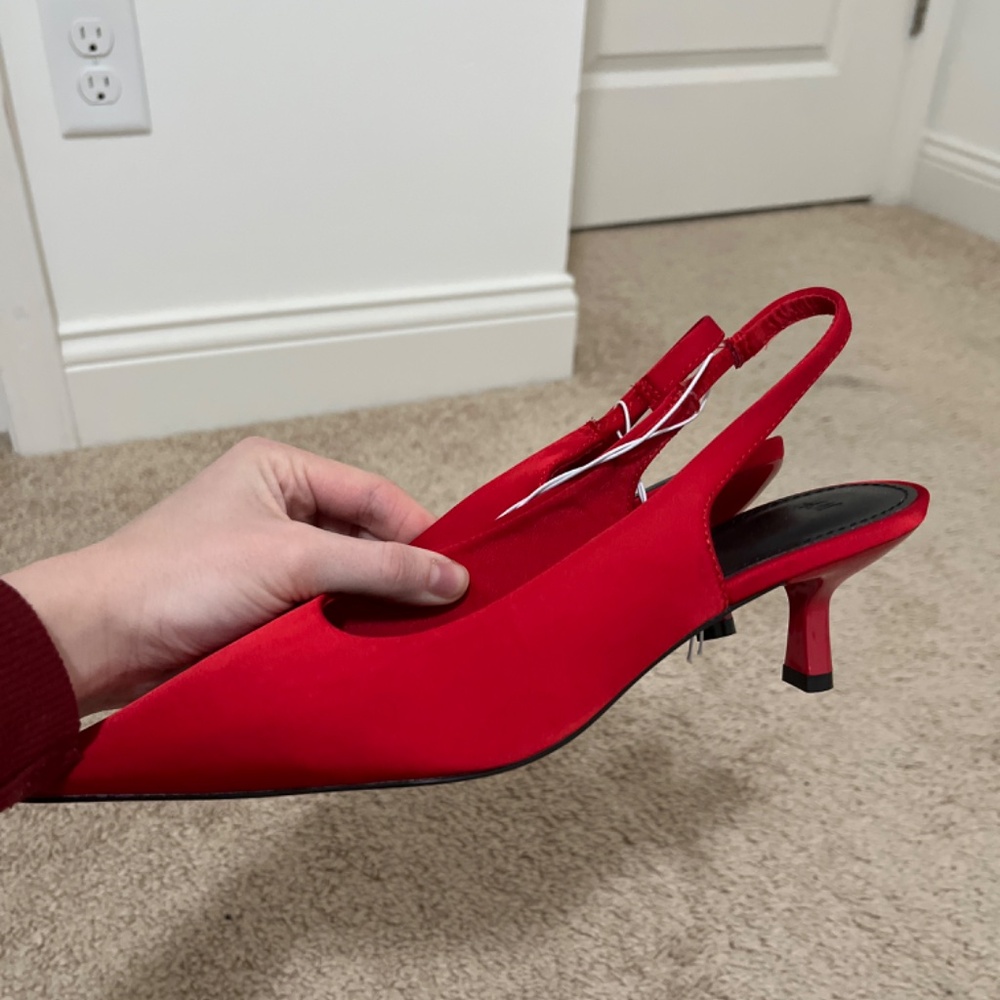 Heels - Picture 4 of 5